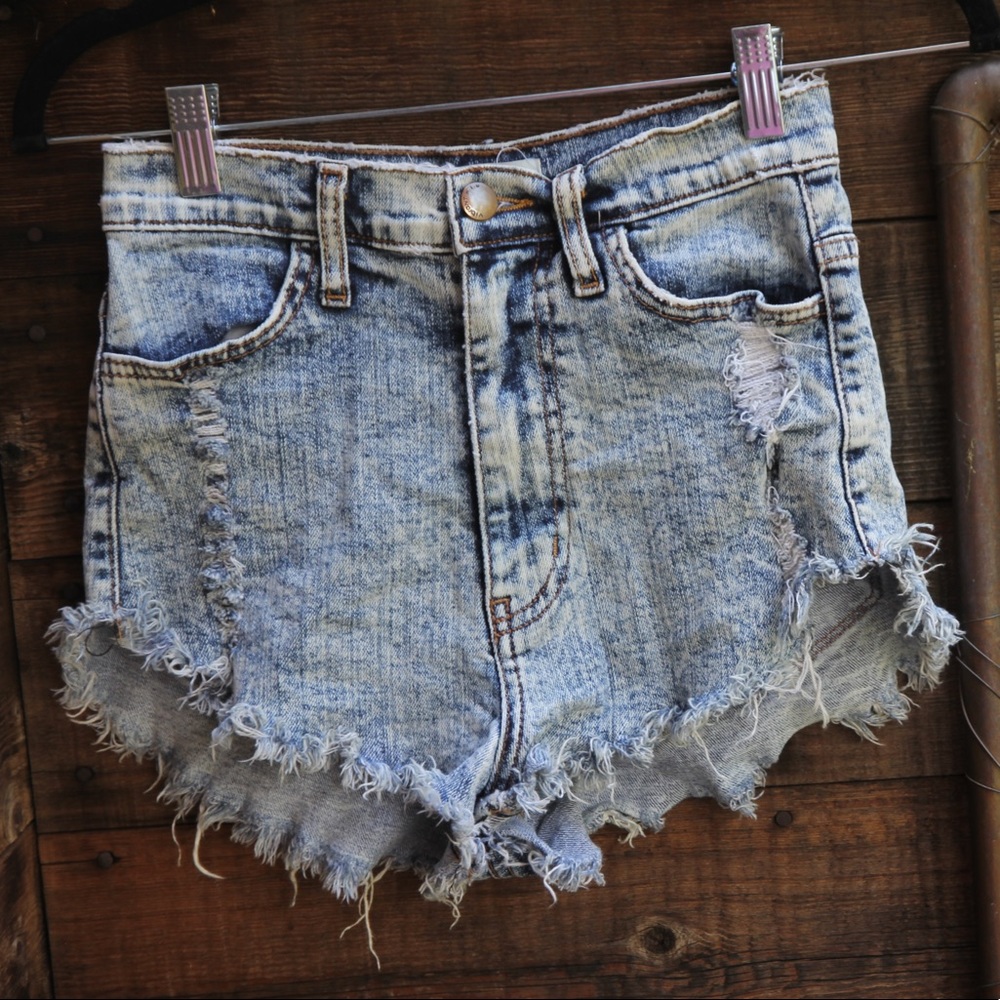 Super high rise booty shorts